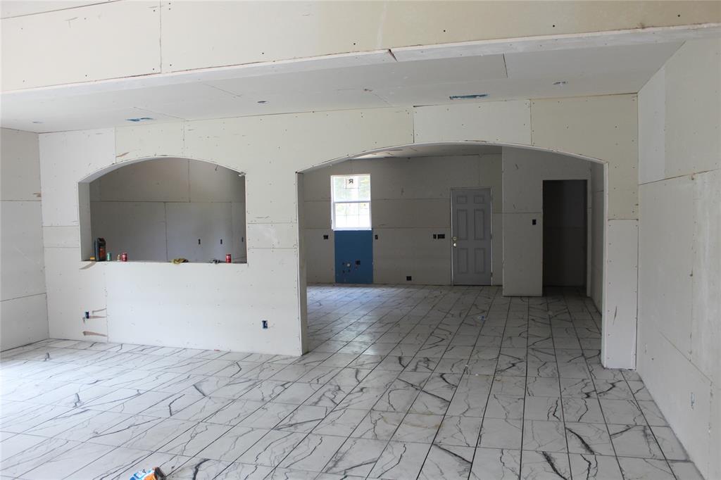 3265 Private Road 5401