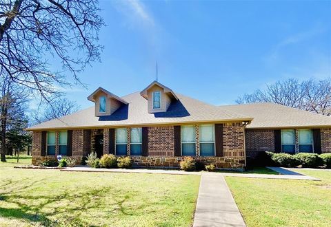 2801 Fm 1816 Bowie TX 76230
