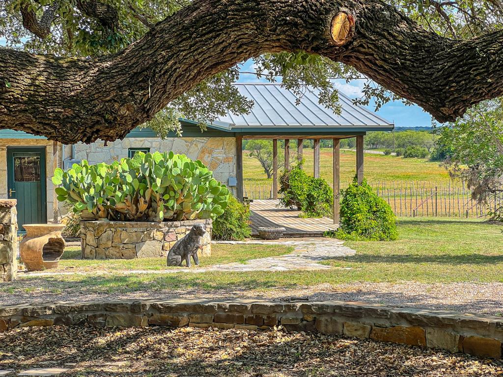 8601 Star Hollow Road