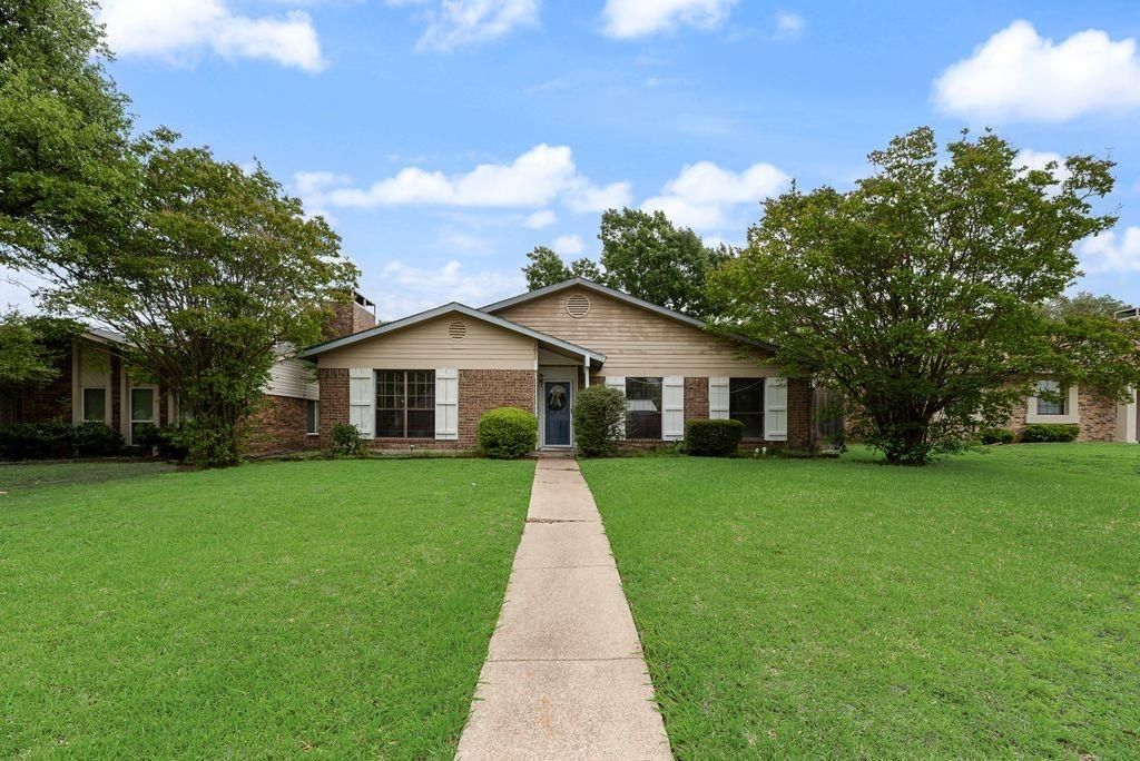 Photo of 4012 Shackelford Drive, Mesquite, TX 75150 (MLS # 21239695)