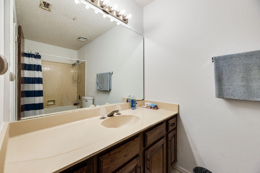 Country Meadow 02 - Residential