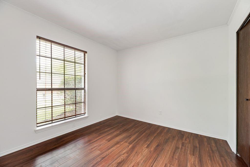 Country Meadow 02 - Residential