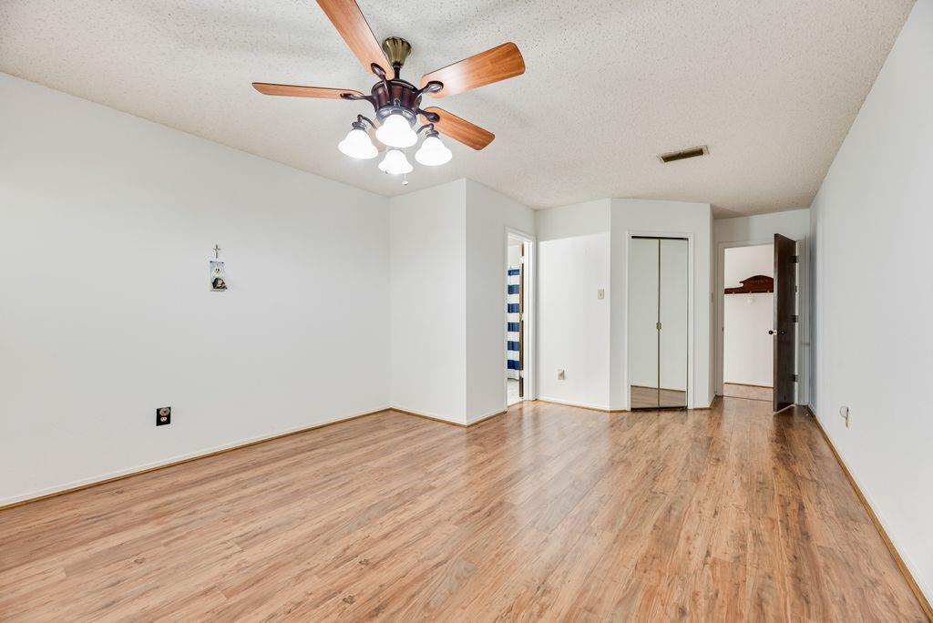 Country Meadow 02 - Residential