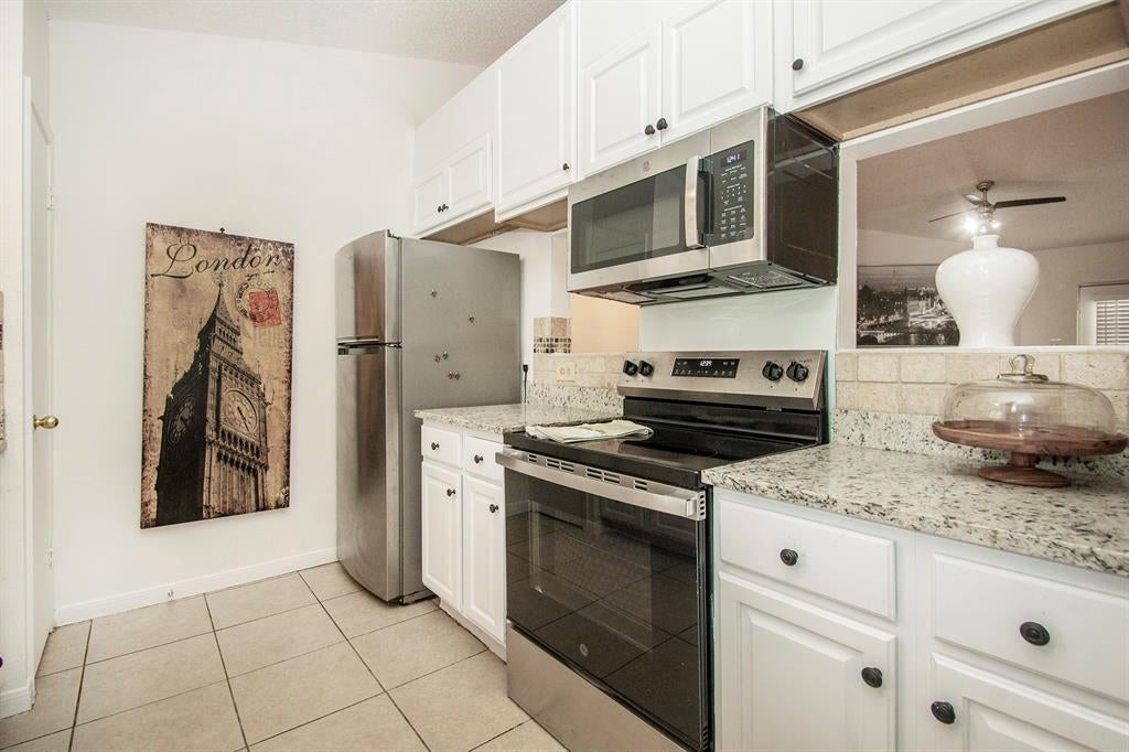 2500 E Park Boulevard W3
