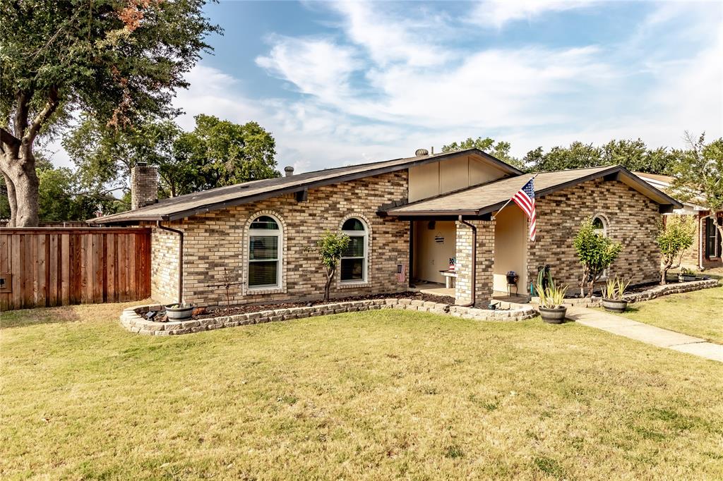1204 Warwick Drive