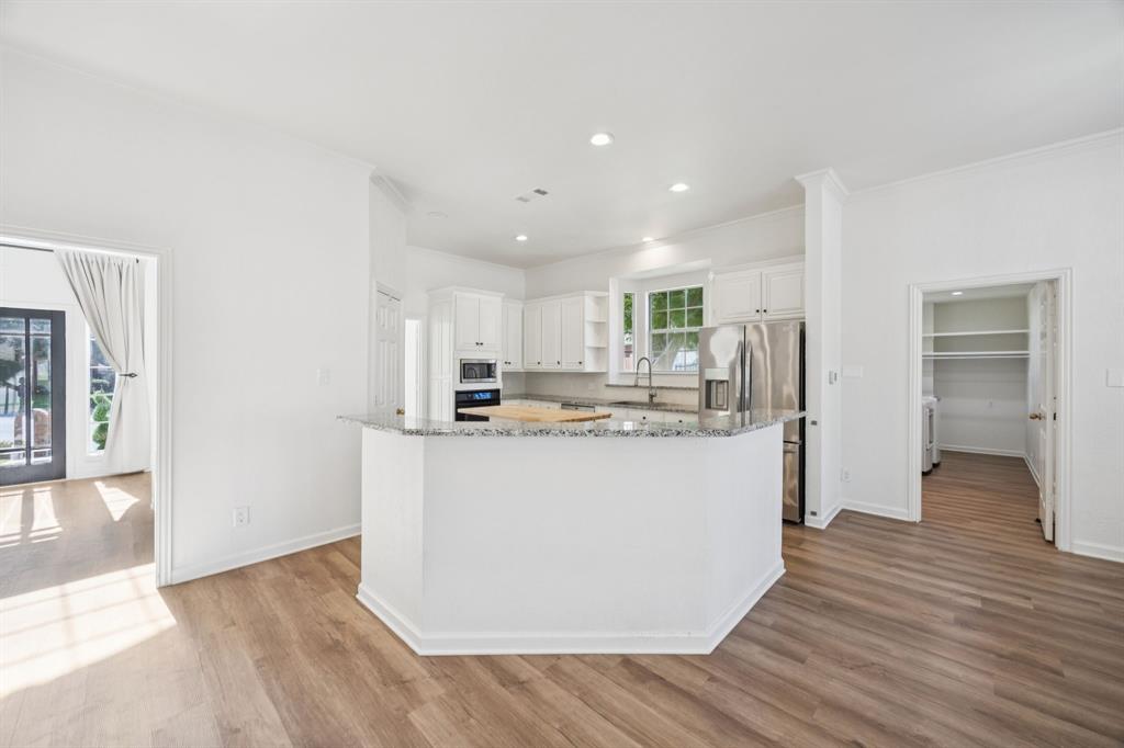 Lakehill Manor Addition - Residential