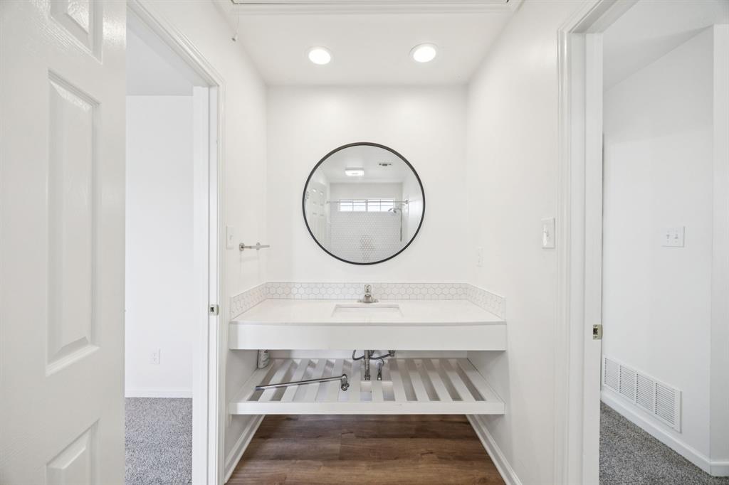 Lakehill Manor Addition - Residential