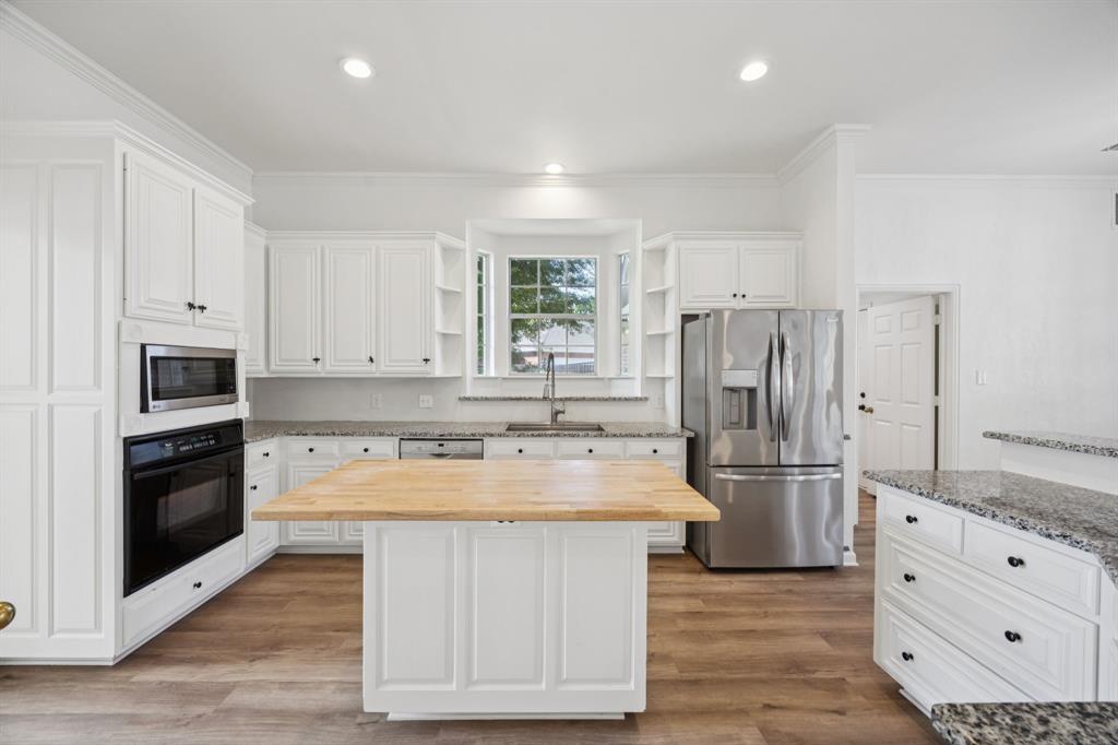 Lakehill Manor Addition - Residential