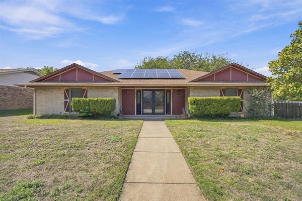 1501 MEADOW CT, MIDLOTHIAN, TX 76065 - Image 3c403be2c8e2ce4bef8cf1cc5e322a87/1639236625