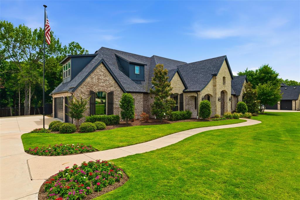 1019 Country Way
