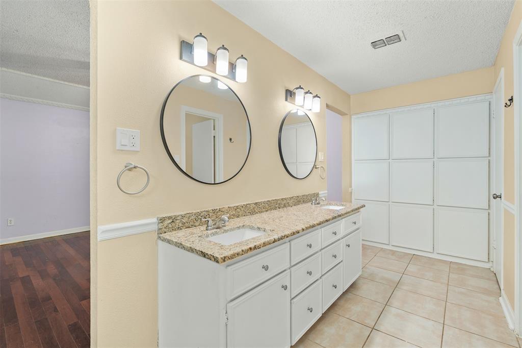 Woodhaven Cntry Club Estates - Residential