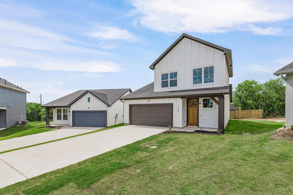 1204 Chestnut Court
