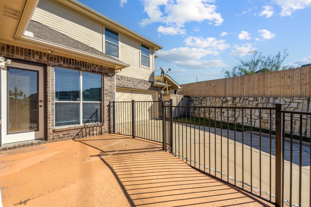 Bluffview Ph 02 - Residential Lease