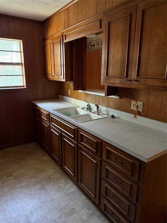 JOHNSON WOODS - Residential