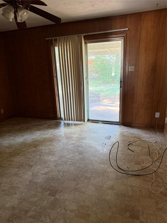 JOHNSON WOODS - Residential