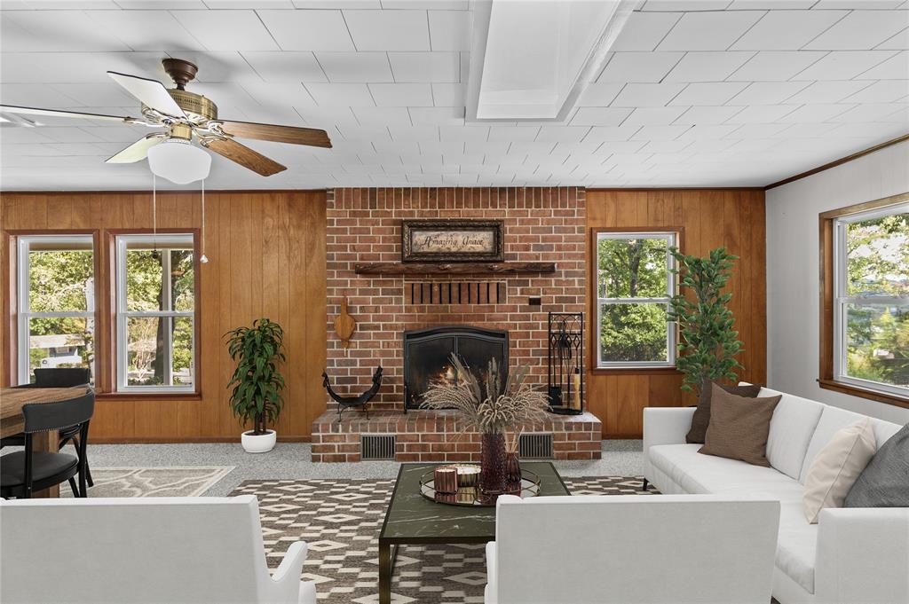 LAKE LYDIA - Residential