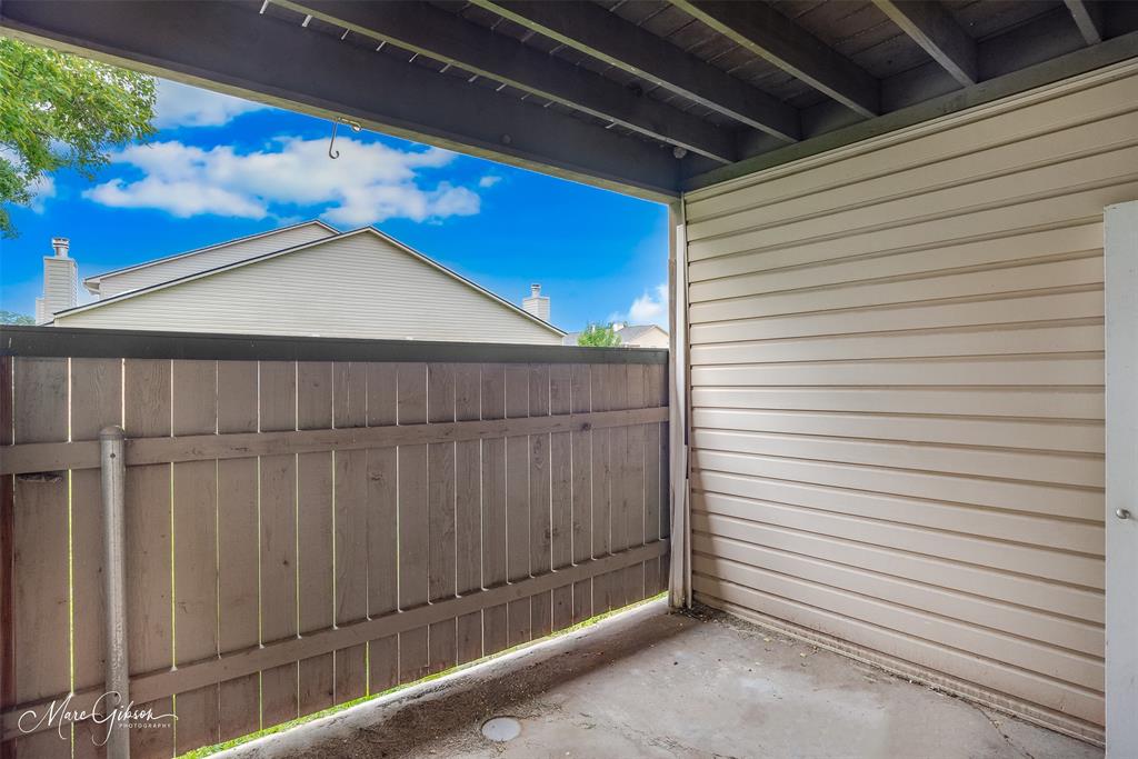 Bossier City, Louisiana 71111, United States, 1 Bedroom Bedrooms, ,2 BathroomsBathrooms,Residential,Contingent,133377