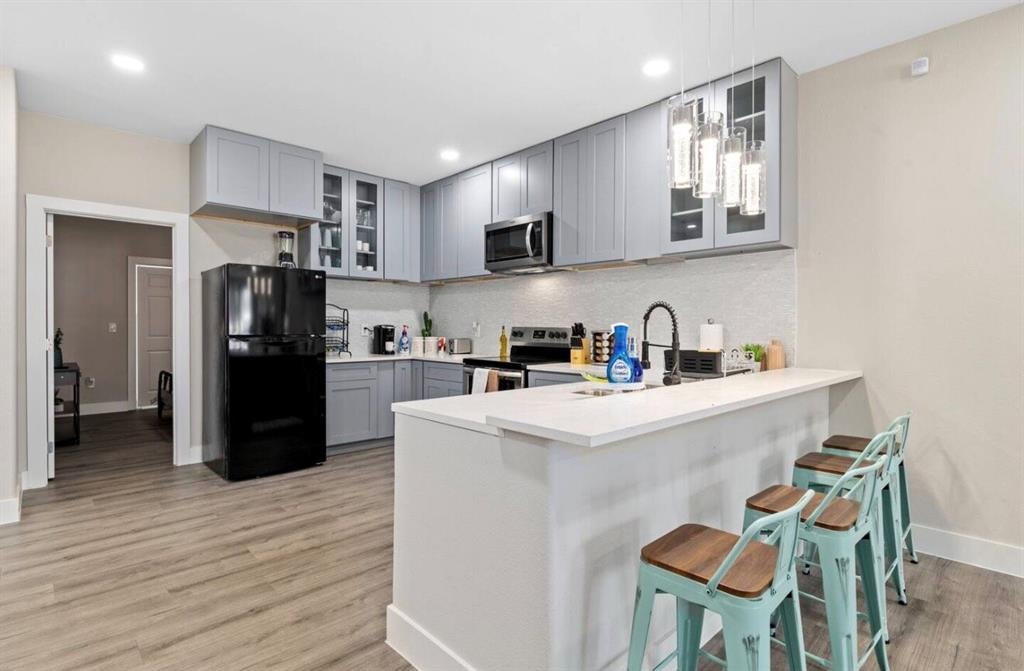 Roosevelt Manor 1st Inst - Residential