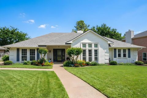 Photo of 3220 David Drive, Hurst, TX 76054 (MLS # 21165542)