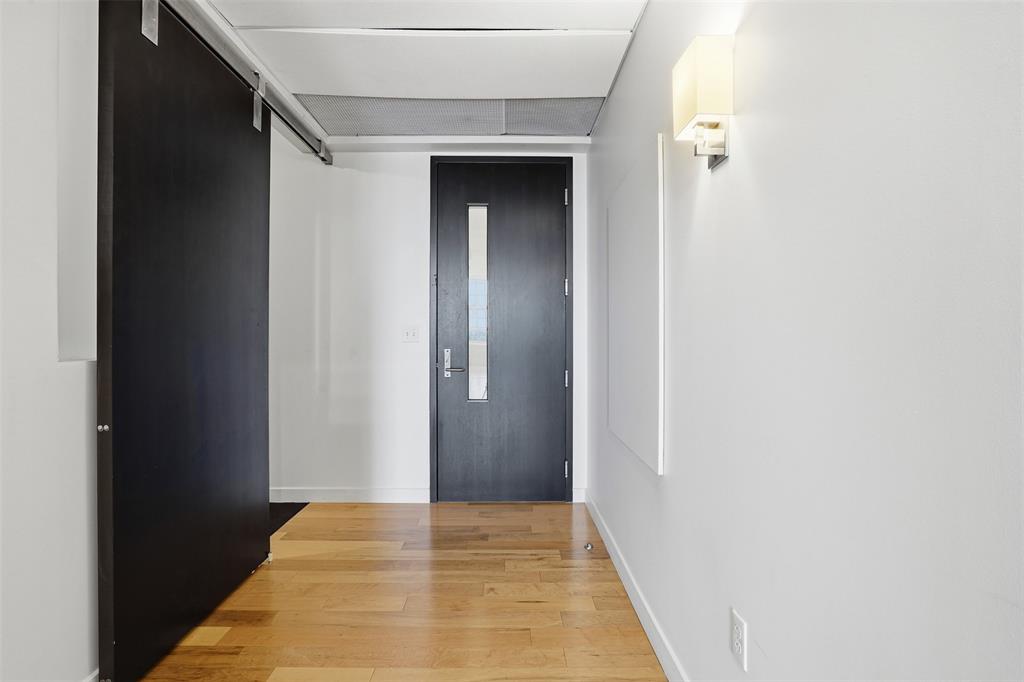 One Montgomery Plaza Residence Condo - Residential