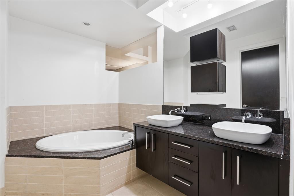 One Montgomery Plaza Residence Condo - Residential