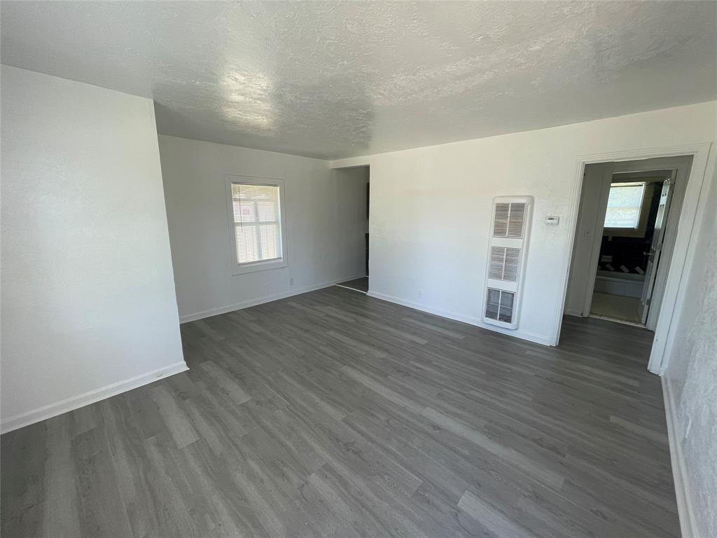 2011 Gilbert Avenue