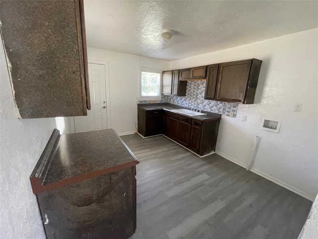 2011 Gilbert Avenue