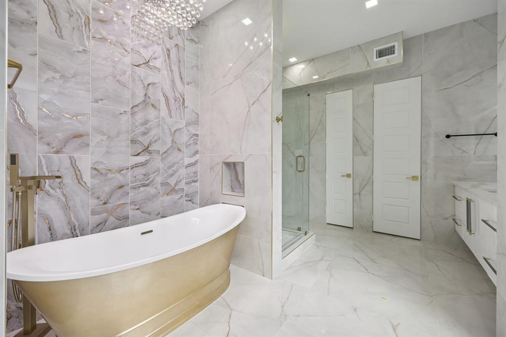 Biglot - Residential