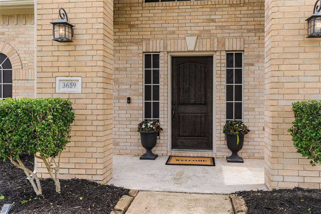 3659 Smoketree Drive