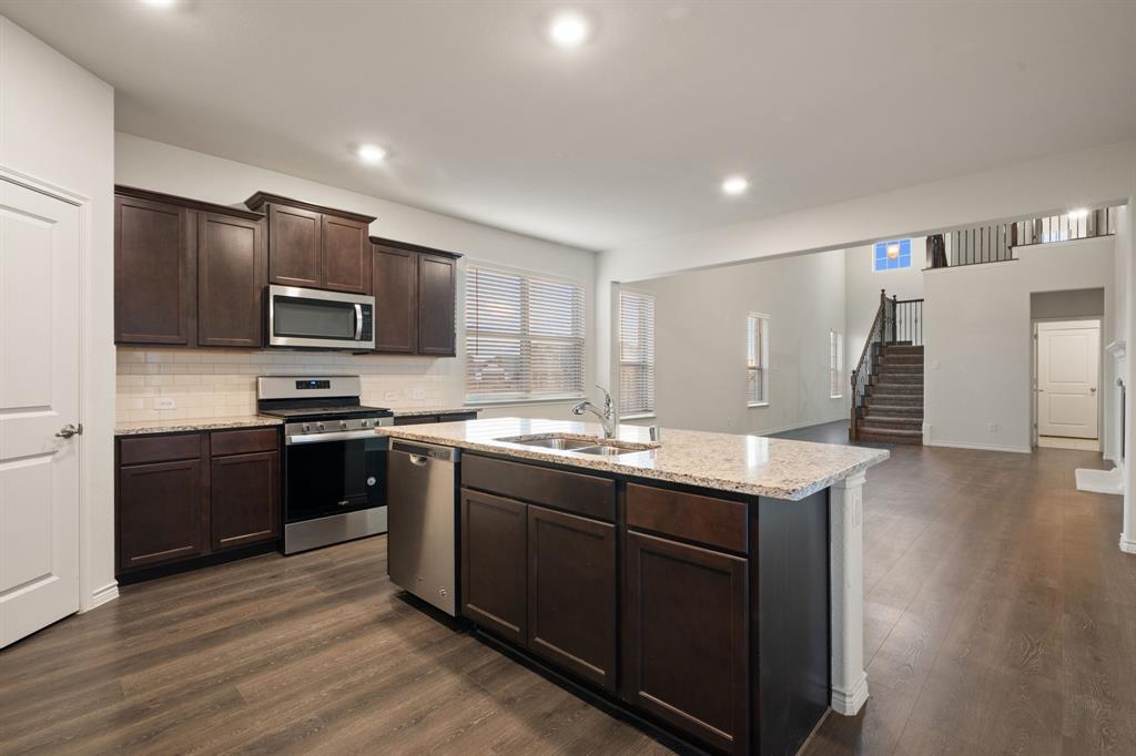 Weston Ridge Ph I - Residential