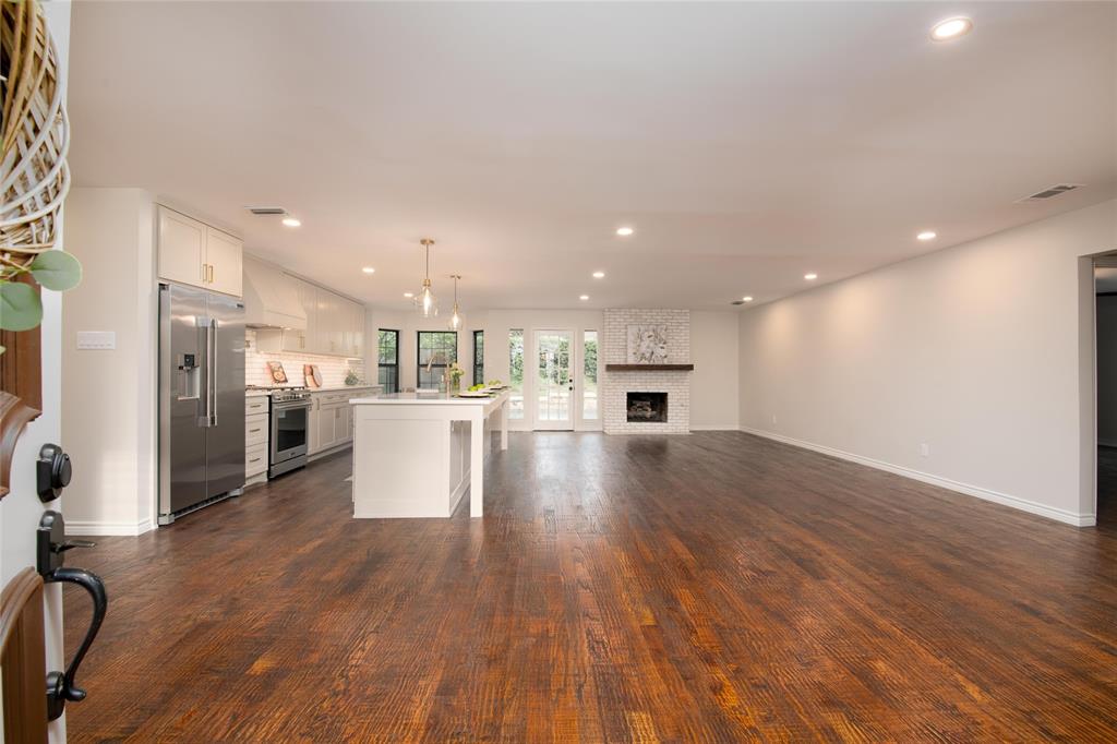 1732 Jeannie Lane