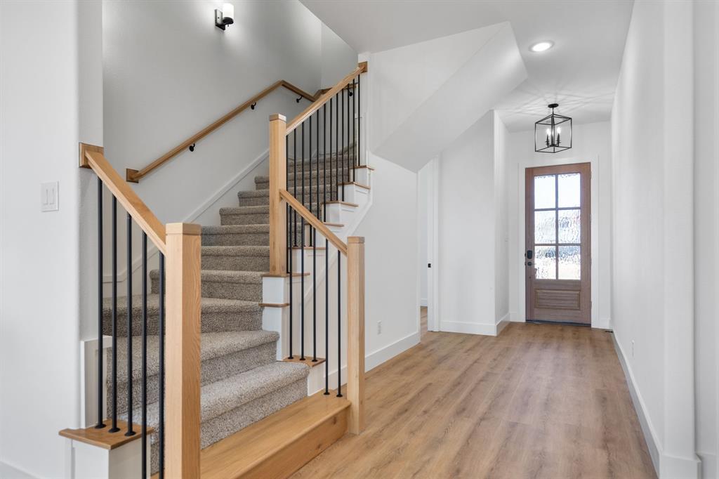 2216 Mercy Way
