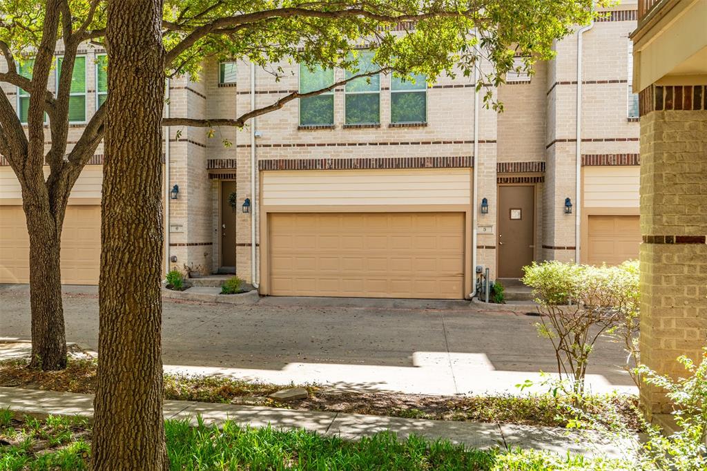 Carreras Twnhms Condo - Residential