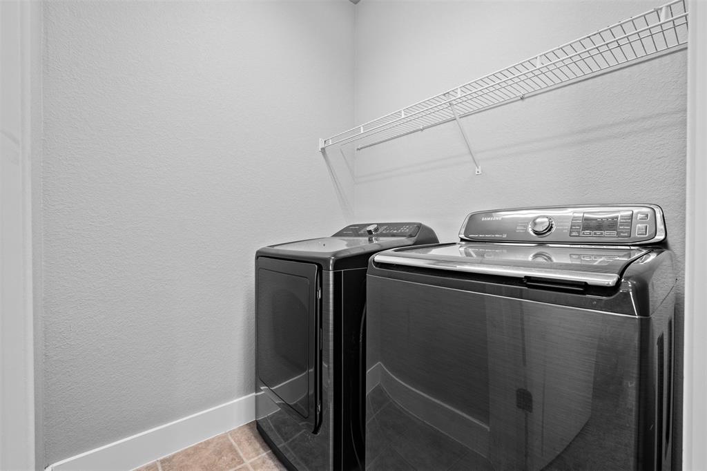 Carreras Twnhms Condo - Residential