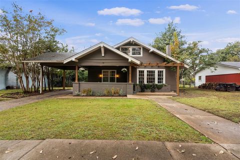 A home in Cleburne