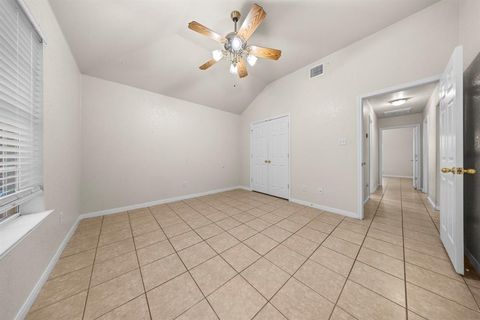 Tiny photo for 1203 Hummingbird Road, Killeen, TX 76542 (MLS # 21200812)