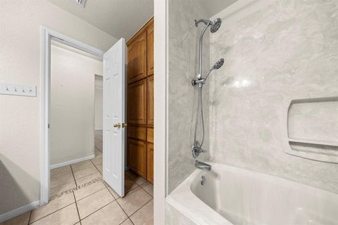 Tiny photo for 1203 Hummingbird Road, Killeen, TX 76542 (MLS # 21200812)