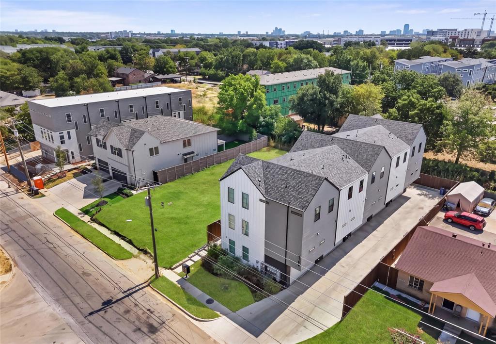 2166 Lovedale Avenue 102