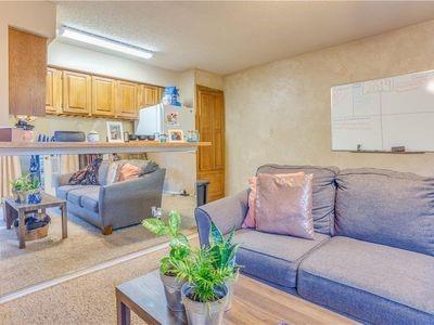 Oak Creek Condo - Residential