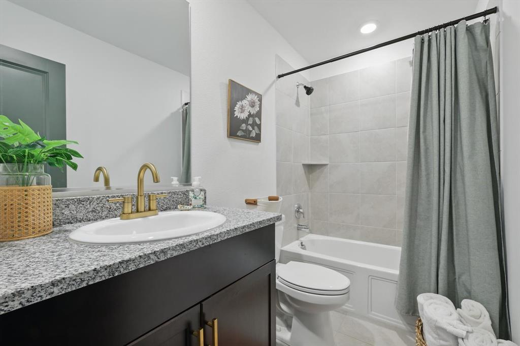 Trinity Xing Ph 6a - Residential