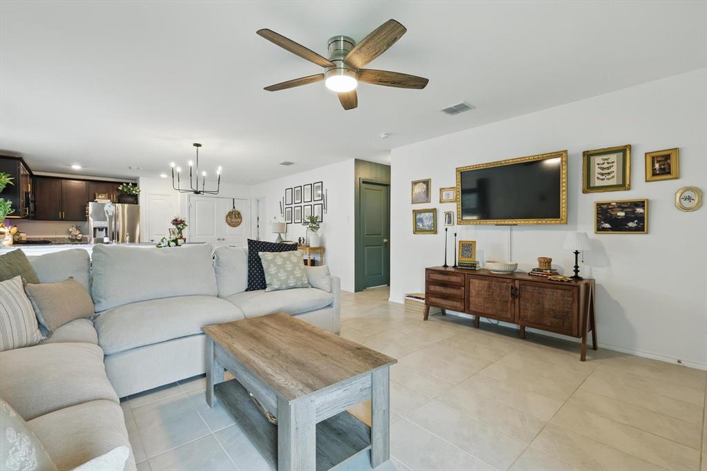 Trinity Xing Ph 6a - Residential