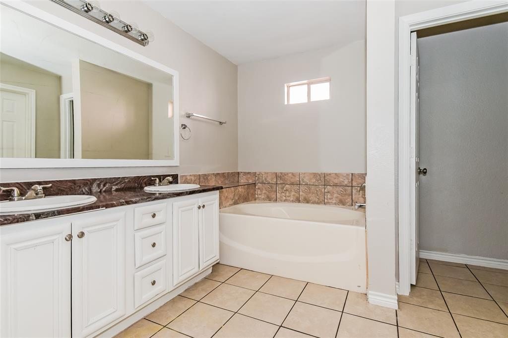 Rockwall Lake Estate #1 - Residential Lease