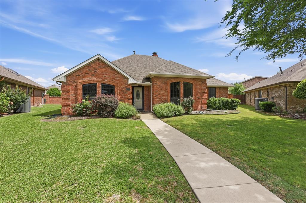 112 Highland Meadow Circle