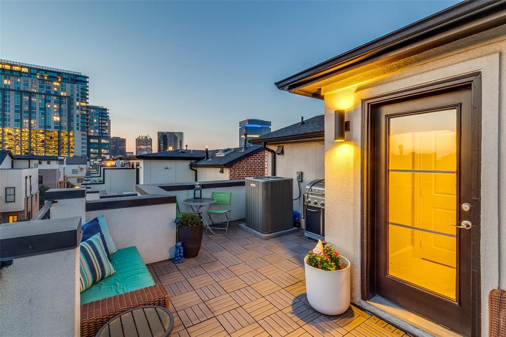 Farmers Market Square - Residential