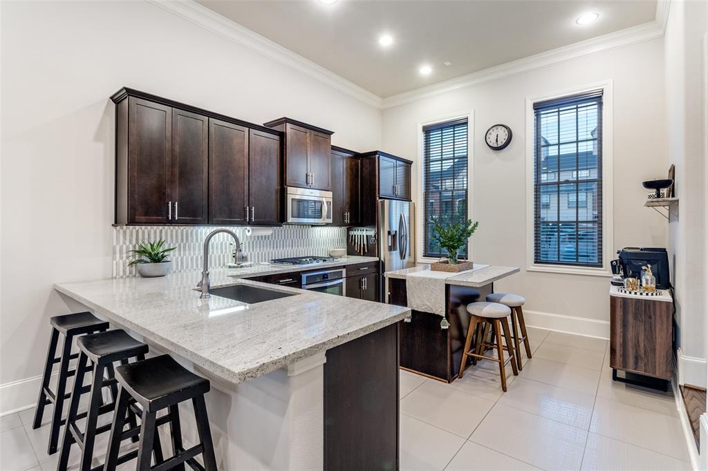 Farmers Market Square - Residential