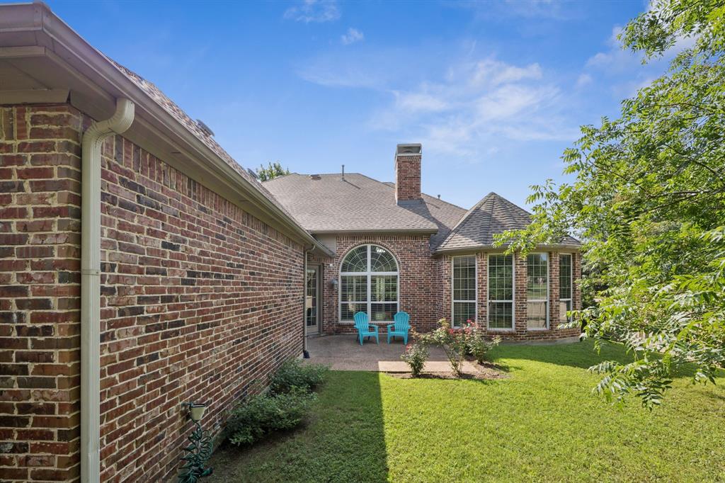 LAKESIDE CROSSING - Residential