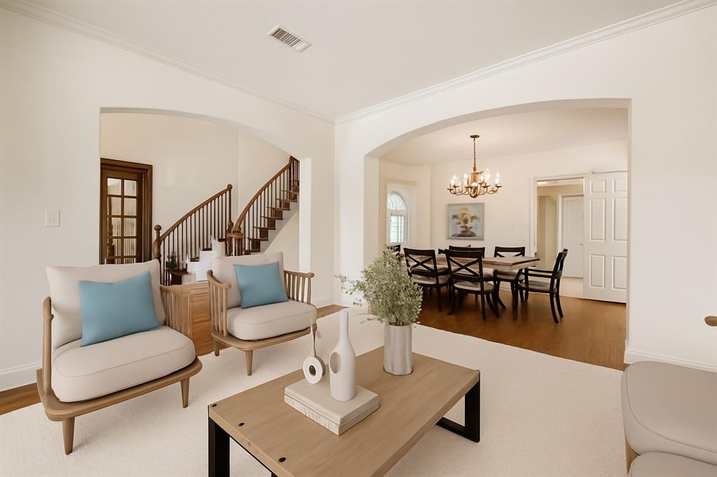 1308 Pecos Trail