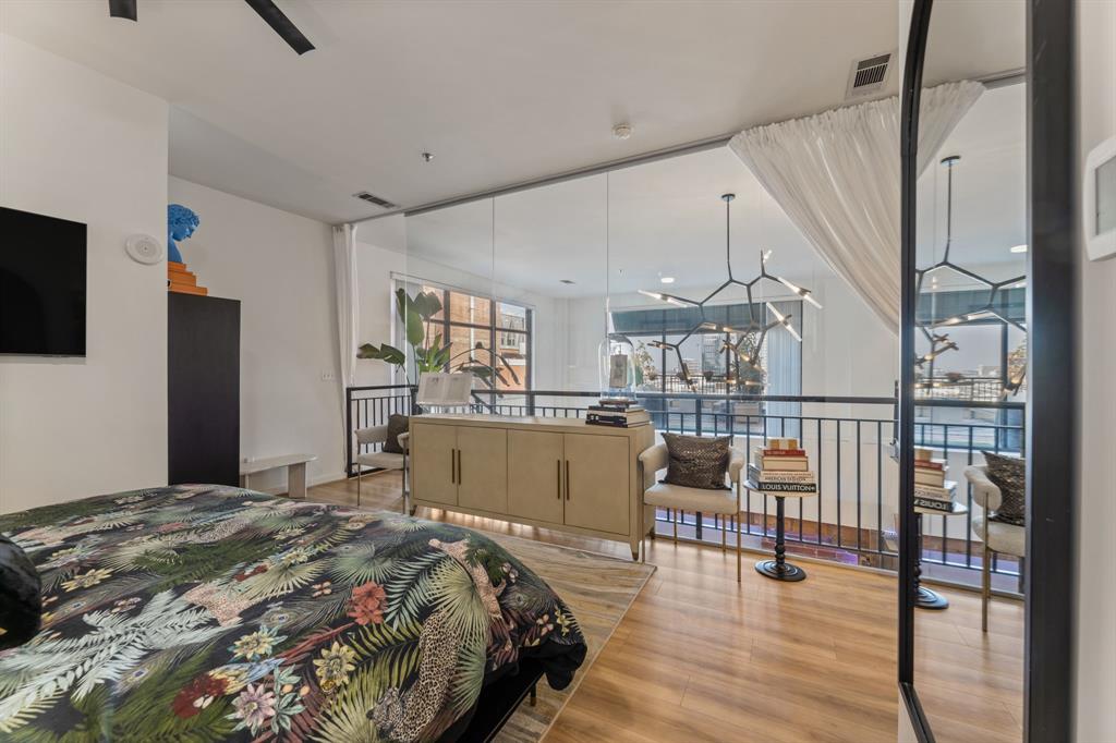 Elm Place Residences - Residential