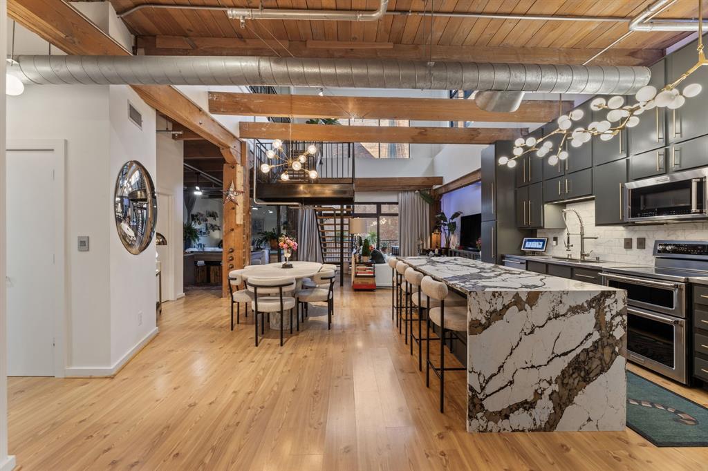 Elm Place Residences - Residential