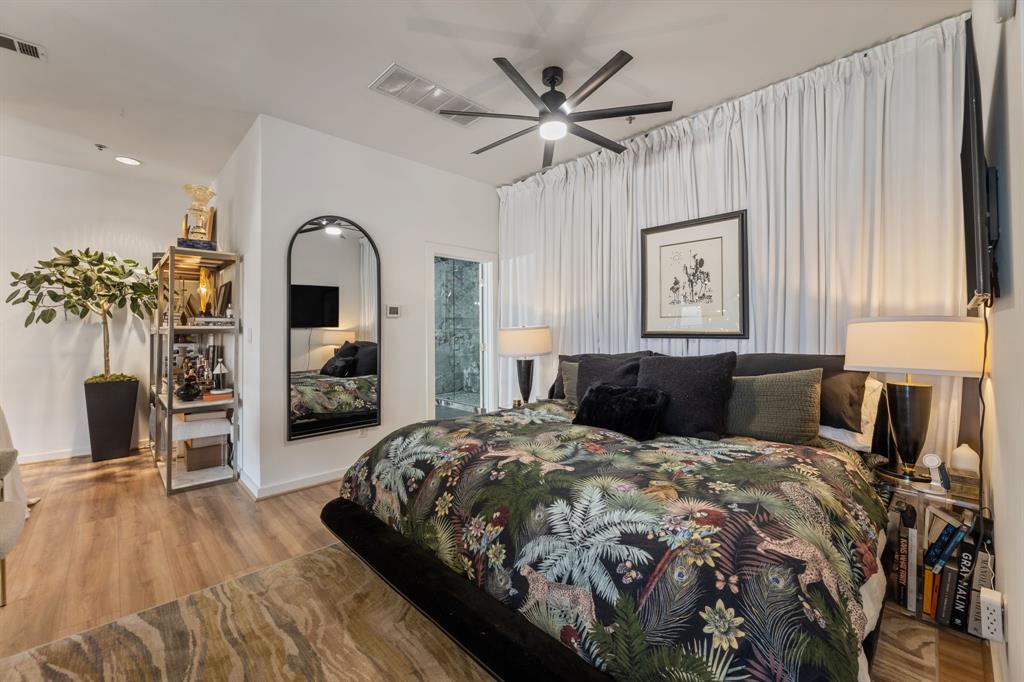 Elm Place Residences - Residential